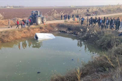 Kanala devrilen minibüsteki 9 düzensiz göçmen öldü
