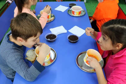 Okul öncesi eğitimdeki tüm çocuklara ücretsiz yemek verilecek