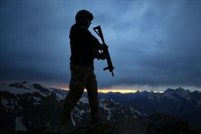 Pençe-Kilit Operasyonu bölgesinde bir asker şehit oldu