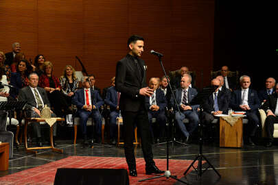 Üniversitede okuyan öğrenciler yararına konser