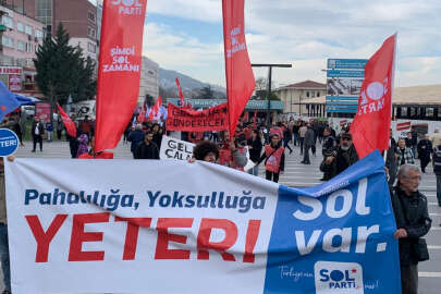 SOL Parti’den Bursa'da "Yeter" eylemi