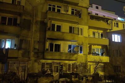 Orhangazi'de apartmanda korkutan patlama