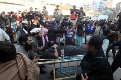Pakistan'da camide katliam; 59 ölü, 157 yaralı