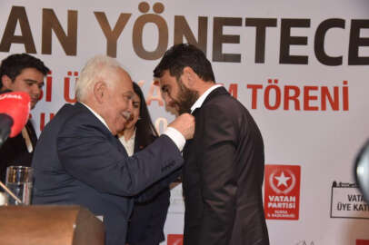 Bursalı iş insanı Emin Adanur Vatan Partisi’ne katıldı