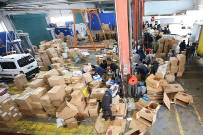 Bursa'dan deprem bölgesine malzeme desteği