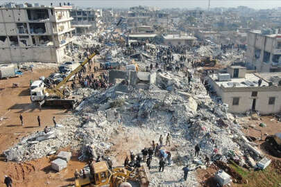 Suriye'de depremde can kaybı 3 bin 162'ye yükseldi