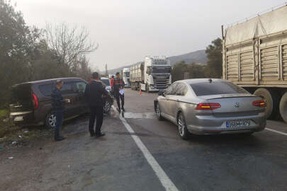 Orhangazi'de trafik kazası; 4 kişi yaralandı