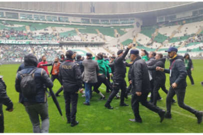 Olaylı maçta Bursaspor Amed SF'yi 2-1 mağlup etti