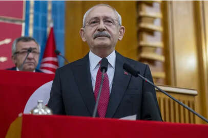 Kılıçdaroğlu CHP'nin kürsüsüne veda etti