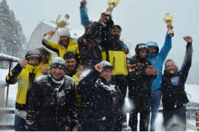 Türkiye Snowboard Şampiyonası Bursa'da yapıldı