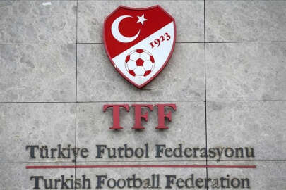 Bursaspor'un seyircisiz oynama cezası 7 maça indirildi