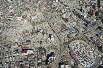 Depremlerde can kaybı 49 bin 589'e yükseldi