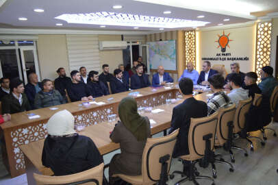 Bursa'da Yeniden Refah Partisinden istifa eden üyeler AK Parti'ye katıldı