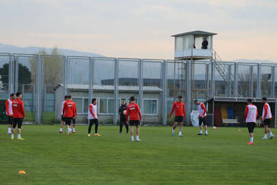 A Milli Futbol Takımı, Hırvatistan maçı hazırlıklarına Bursa'da başladı