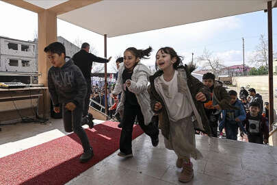 Depremden sonra nakil yaptıran 14 bin 73 öğrenci kendi iline döndü