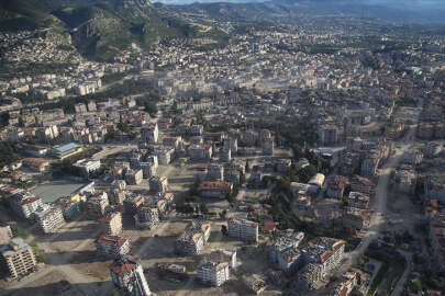 Hatay'da yıkımın boyutu havadan görüntülendi