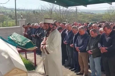 Bursa'da derede boğulan baba ve kızı Samsun'da toprağa verildi