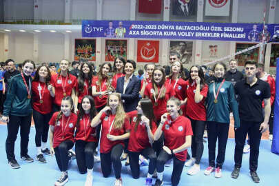 Nilüfer’in gençlerinden 4 şampiyonluk