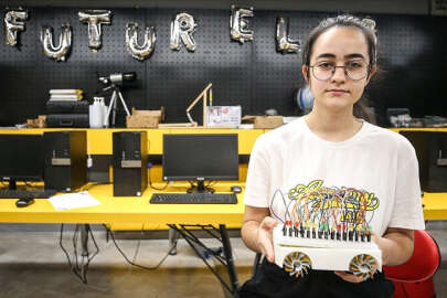 Bursalı lise öğrencisi elektrikli araçların menzilini artırmayı hedefleyen proje geliştirdi