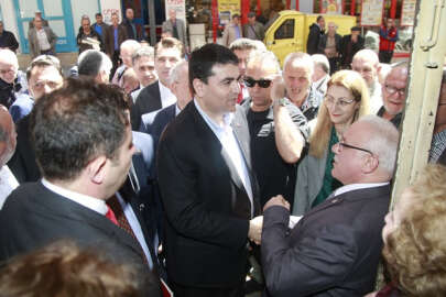 DP Başkanı Uysal, Orhangazi'de çarşı esnafını ziyaret etti