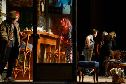 Bursa'da "Taxim" oyunu sahnelendi