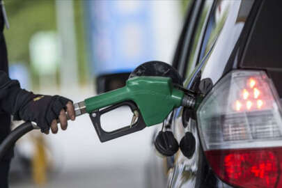 Daha dün indirim gelmişti; Motorin ve benzine zam geliyor