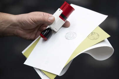 Türkiye yarın sandık başına gidecek