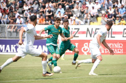 Bursaspor, Nazillispor mücadelesinden 1 puanla döndü