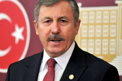 Gelecek Partili 10 milletvekili istifa dilekçelerini CHP'ye verdi