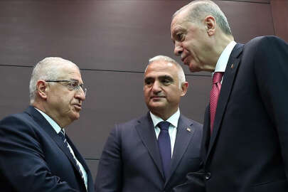 Yeni Milli Savunma Bakanı Yaşar Güler oldu