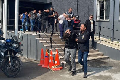 Bursa merkezli fuhuş operasyonunda gözaltına alınan 16 zanlı tutuklandı