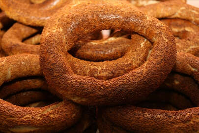 Bursa'da bir simidin fiyatı 10 lira oldu