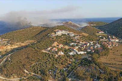 Datça'da makilik alanda çıkan yangına havadan ve karadan müdahale