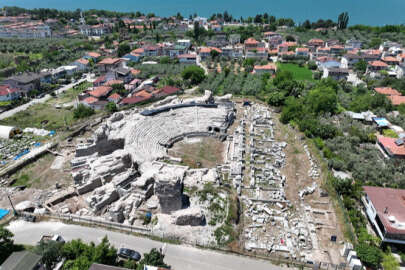İznik Roma Tiyatrosu turizme kazandırılıyor