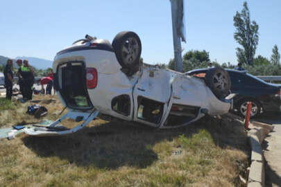 Gemlik'te iki otomobil çarpıştı; 1 ölü, 4 yaralı