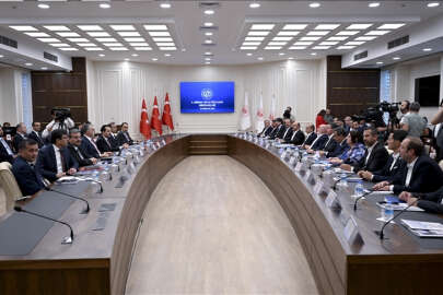 Memur ve memur emeklilerinin toplu sözleşme görüşmeleri başladı