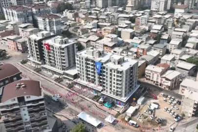Bursa'da kentsel dönüşümle bir yılda yapılan konutlar sahiplerine teslim edildi