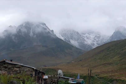 Rize'nin yüksek kesimleri beyaza büründü