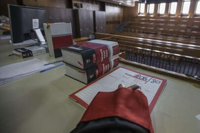 Bursa'da aynı dairenin birden fazla kişiye satılma davası ertelendi