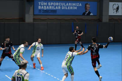 Nilüfer Belediyespor son saniyede güldü