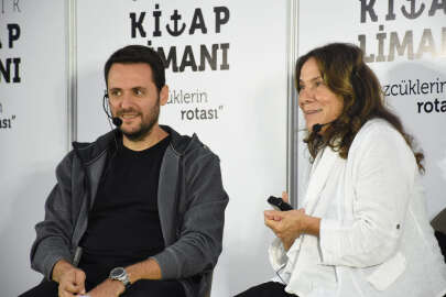 Gemlik Kitap Limanı'nda Latife Tekin ve Barış İnce söyleşisi