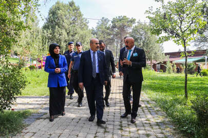 Vali Mahmut Demirtaş adım adım Bursa'yı turluyor