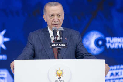 Erdoğan, yeniden AKP Genel Başkanlığına seçildi