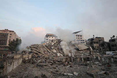 İsrail'in Gazze'ye saldırılarında ölenlerin sayısı 313'e yükseldi