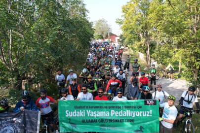 Uluabat’ın korunması için pedal çevirdiler
