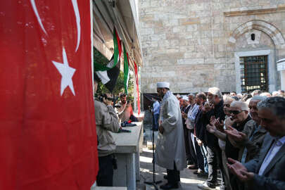 Bursa ve çevre illerde Filistin'de hayatını kaybedenler için gıyabi cenaze namazı