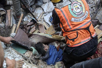 İsrail'in Gazze saldırılarında ölen Filistinlilerin sayısı 2 bin 750'ye yükseldi