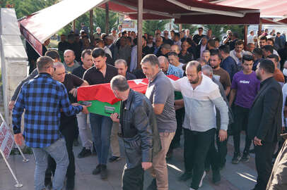 Kullandığı motosiklet devrilen asteğmen hayatını kaybetti