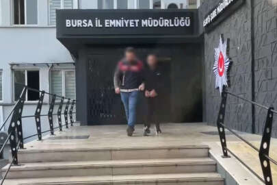 Camı açık unutulan araçtan 16 bin 200 dolar çalan zanlı kameraya yakalandı