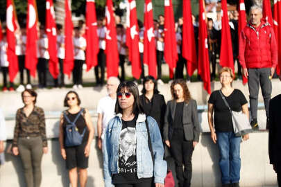 Büyük Önder Atatürk ülke genelinde anılıyor